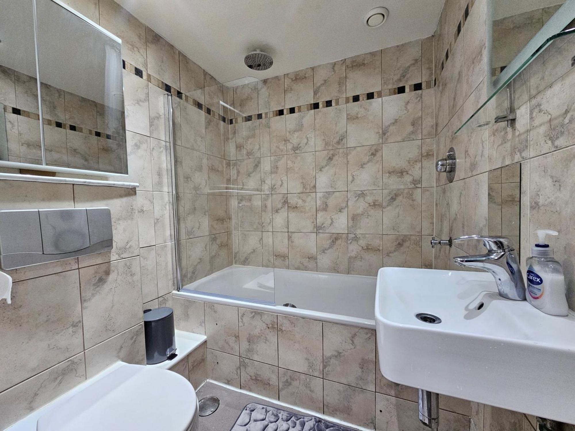 Nest 2 Bedroom In Paddington Appartamento *