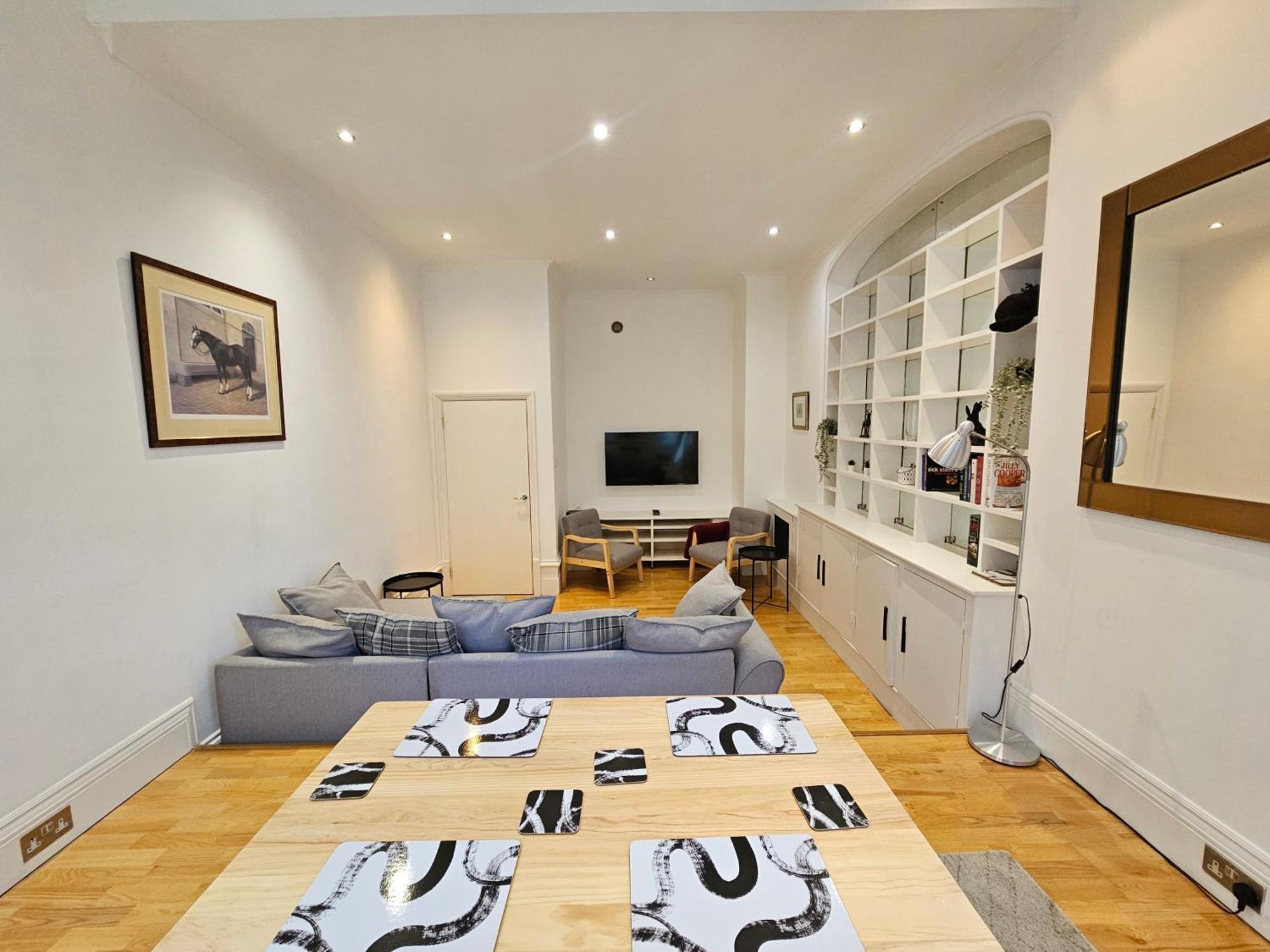 Nest 2 Bedroom In Paddington Appartamento *